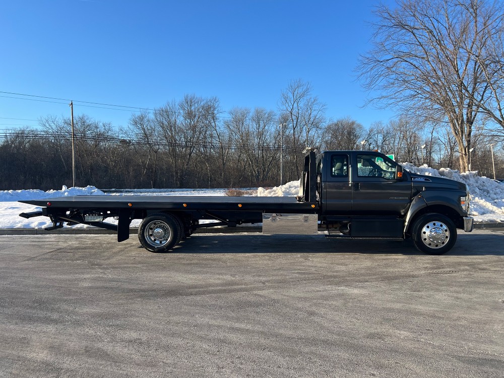 2021 Ford F650 (Key# 5232) 3